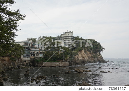 Goroura Coast Goroura Coast 78361317