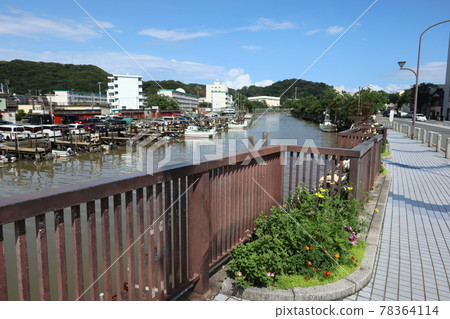 Hirasaku River (Yokosuka City, Kanagawa Prefecture) 78364114