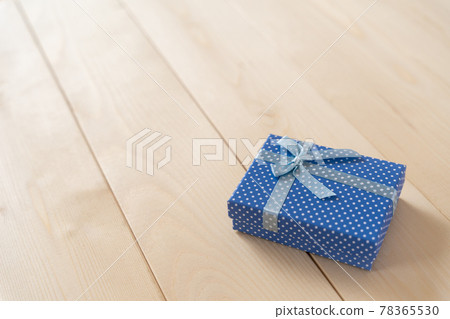 Presents, gifts, Father's Day, White Day | Blue present box with ribbon Presents, gifts, Father's Day, White Day | Blue present box with ribbon 78365530