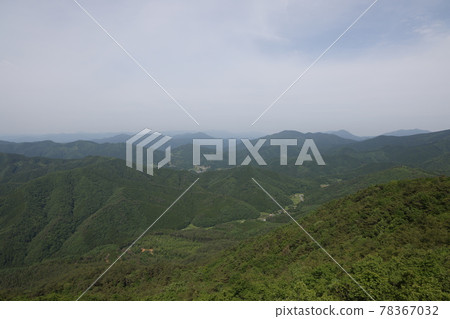 日本岡山縣新見市大佐山美景 78367032
