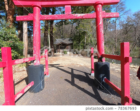 天然住宅附近橫跨桐生市和太田市瀧野神社的茶壺山徒步旅行 天然住宅附近橫跨桐生市和太田市瀧野神社的茶壺山徒步旅行 78367693