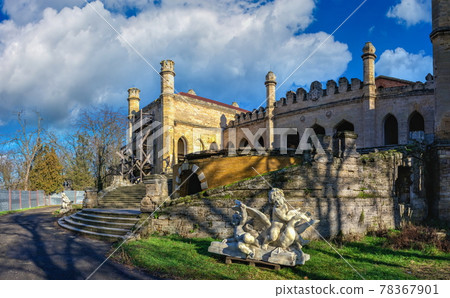 Abandoned Kuris manor in Ukraine 78367901