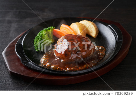 Hot hamburger steak Hot hamburger steak 78369289