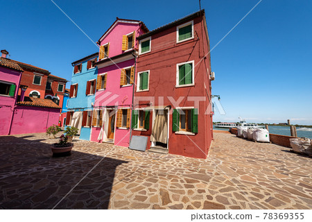 Beautiful Houses with Bright Colors in Burano Island - Venice Lagoon Veneto Italy Beautiful Houses with Bright Colors in Burano Island - Venice Lagoon Veneto Italy 78369355