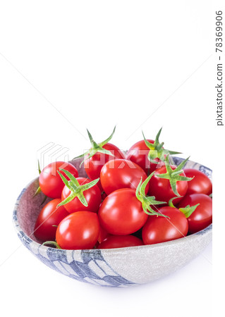 新鮮成熟的櫻桃番茄 78369906