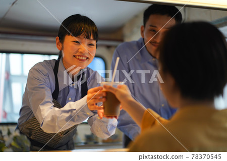 移動銷售車圖片 移動銷售車圖片 78370545