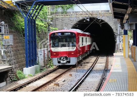 Keikyu's first train with toilet 1000 series 1890 series Blue Ribbon Award Hinodecho Station Yokohama City Kanagawa Prefecture 78374583