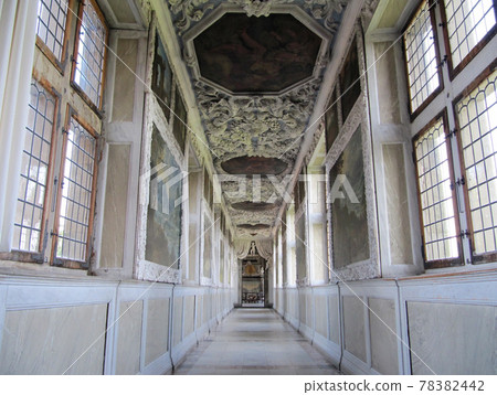 斯堪的納維亞城堡，腓特烈堡城堡，希勒勒，丹麥的長走廊 78382442