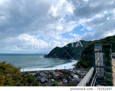 Amarube Viaduct and the station in the sky 78382697