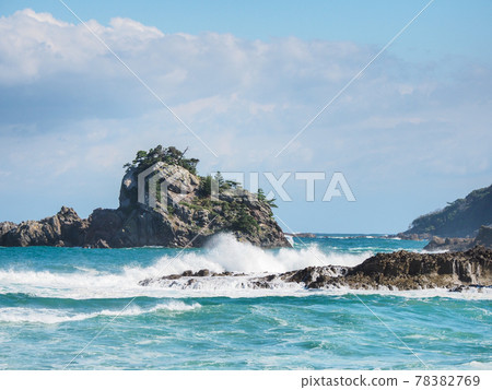 Amarube Viaduct and the station in the sky 78382769