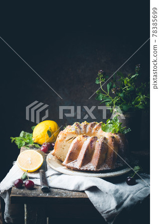 Lemon bundt cake Lemon bundt cake 78385699