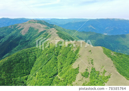 Scenery of the summit of Mt. Myojin, Niyodogawa Town, Kochi Prefecture Scenery of the summit of Mt. Myojin, Niyodogawa Town, Kochi Prefecture 78385764