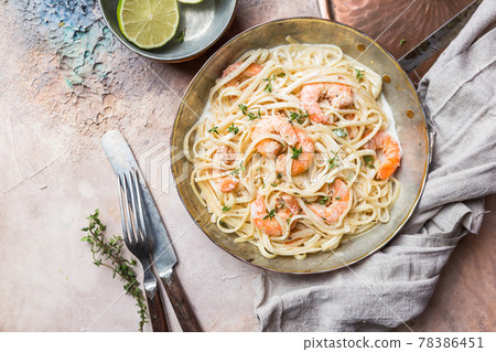 Italian pasta fettuccine 78386451