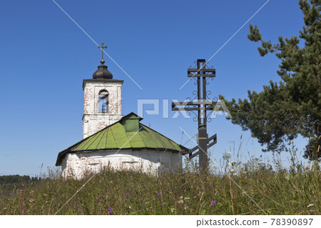 Worship cross near Church of Introduction of Blessed Virgin Mary to the Temple in the village of Goritsy Vologda Region 78390897