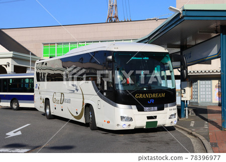 松山站前的西日本JR巴士 78396977
