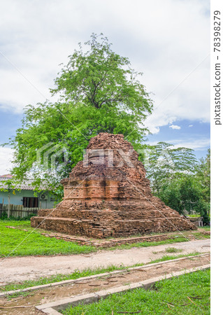 Wat SAO KHIAN. THAILAND-MAY 3,2021:Chiang Saen City Temple.SAO KHIAN Temple of CHIANGSAEN  in CHIANGRAI at THAILAND. 78398279