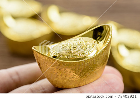 chinese gold ingot 78402921