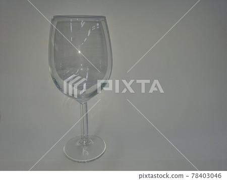 Glass job 78403046