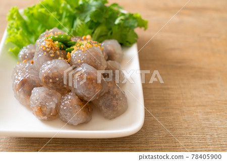 Steamed Tapioca Dumplings with Pork Steamed Tapioca Dumplings with Pork 78405900