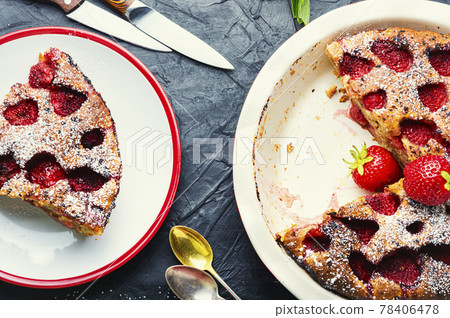 Delicious strawberry tart Delicious strawberry tart 78406478