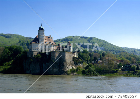 Schloss Schönbühl（奧地利）高聳於多瑙河沿岸 78408557