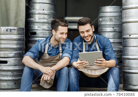 Brewery management, startup and joint business with modern technology 78410088