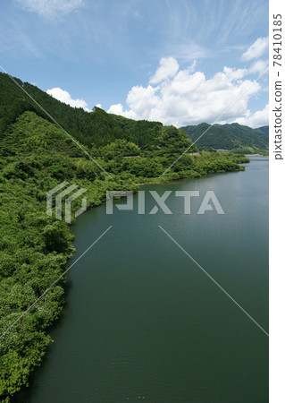 四季漫步夏季奧津湖 四季漫步夏季奧津湖 78410185
