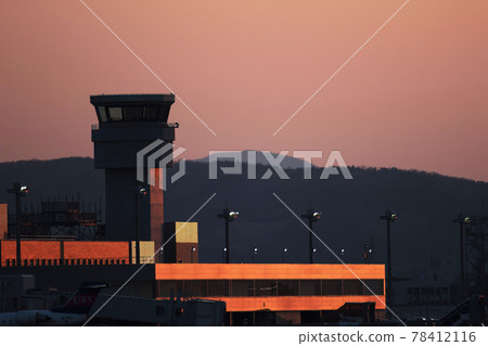 Sendai Airport / Evening view Sendai Airport / Evening view 78412116