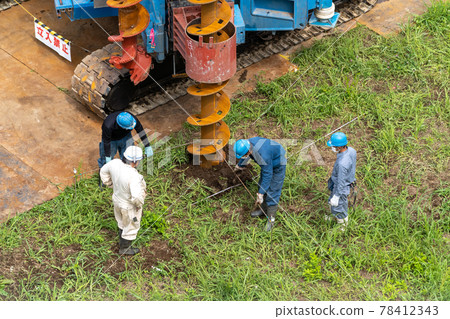 工地基礎工作,螺旋推進開挖,位置確認 工地基礎工作,螺旋推進開挖,位置確認 78412343