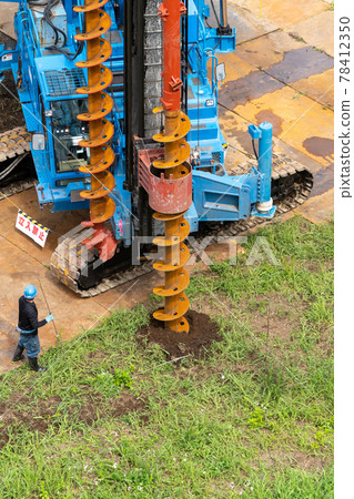 建築工地基礎工作螺旋推進開挖 78412350