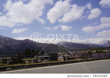 白馬村青奧尼村(神秘的青奧尼傳說村) 天氣好的話,可以看到北阿爾卑斯山的壯麗景色。 白馬村青奧尼村(神秘的青奧尼傳說村) 天氣好的話,可以看到北阿爾卑斯山的壯麗景色。 78415689