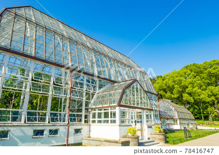 Japan's oldest public greenhouse in Higashiyama Botanical Garden, Greenhouse Front Building <Nagoya City, Aichi Prefecture> Japan's oldest public greenhouse in Higashiyama Botanical Garden, Greenhouse Front Building <Nagoya City, Aichi Prefecture> 78416747