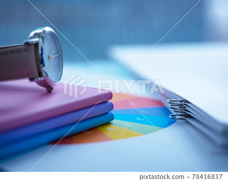 企業形象·圖·文件·筆記本·女人 企業形象·圖·文件·筆記本·女人 78416837