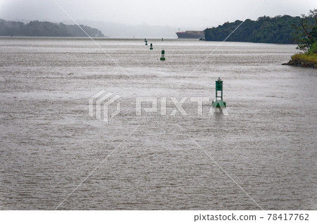 Sailing in to Gatun Lake - Panama Canal Sailing in to Gatun Lake - Panama Canal 78417762