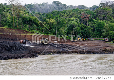 Panama - Canal Construction of the new expanded locks on the canal Panama - Canal Construction of the new expanded locks on the canal 78417767