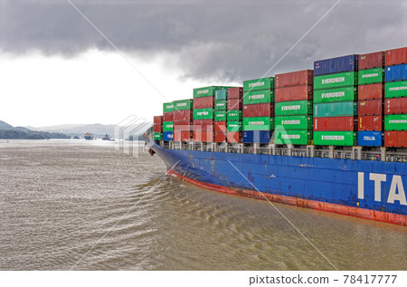 Container Ship Ital Lunare in Gatun Lake - Panama Canal 78417777