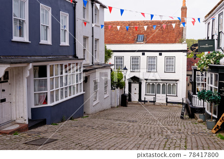 Cobbled Quay Hill shops in Lymington - Hampshire UK Cobbled Quay Hill shops in Lymington - Hampshire UK 78417800