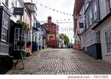 Cobbled Quay Hill shops in Lymington - Hampshire UK Cobbled Quay Hill shops in Lymington - Hampshire UK 78417805