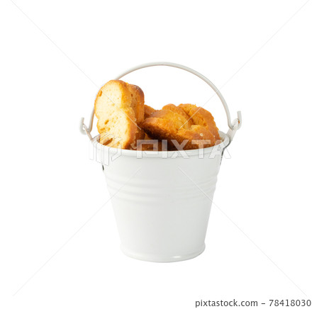 Crunchy Croutons, Bruschetta Crackers, Rusks or Small Fried Bread Crunchy Croutons, Bruschetta Crackers, Rusks or Small Fried Bread 78418030