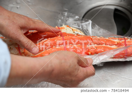 帝王蟹烹飪 78418494