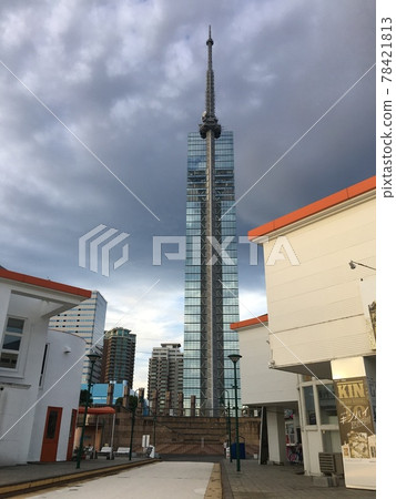 Cloudy sky and Fukuoka Tower Cloudy sky and Fukuoka Tower 78421813