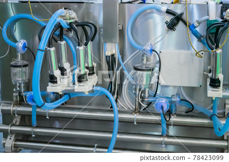 Teat cups of automated cow milking suction machine Teat cups of automated cow milking suction machine 78423099