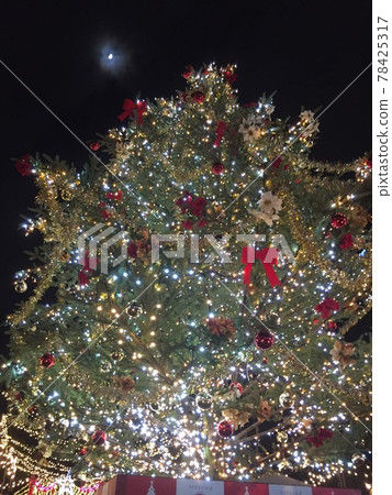 Moonlit Night Christmas Tree Moonlit Night Christmas Tree 78425317