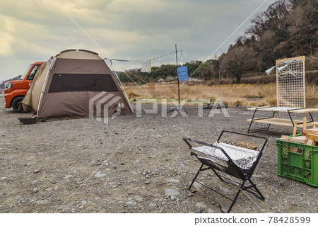 [Immediately after the completion of the auto camp setup and before the fire started] Sky synthesis] 78428599