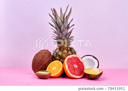 Composition from healthy exotic fruits. 78431951