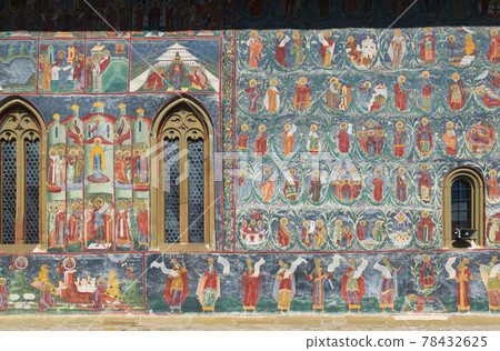 Church of Sucevita Monastery and frescoes on outer wall of it Church of Sucevita Monastery and frescoes on outer wall of it 78432625