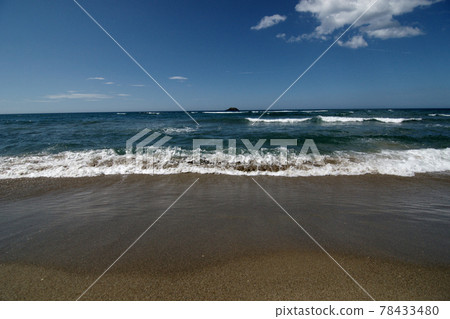 Tottori four seasons walk summer sand dunes Iwato Tottori four seasons walk summer sand dunes Iwato 78433480