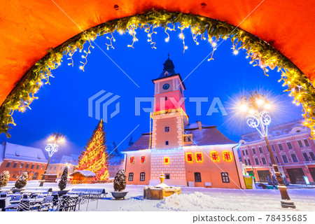 Brasov, Romania - Christmas Market in Transylvania Brasov, Romania - Christmas Market in Transylvania 78435685