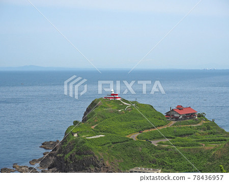 小樽日立山燈塔和鯡魚高天在高島角 78436957
