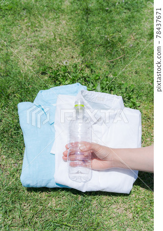 PET bottle SDGs recycling 78437671